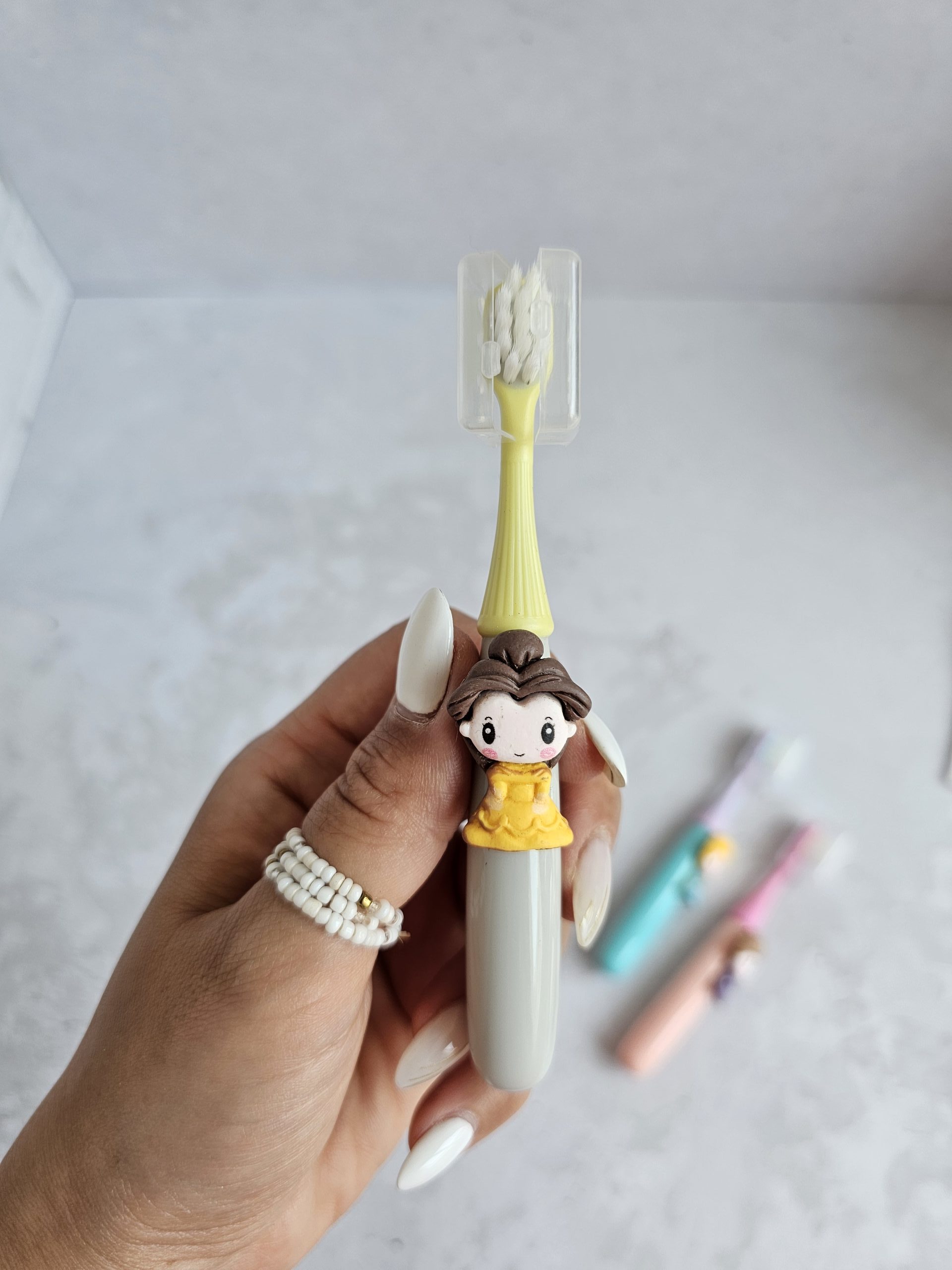 مسواک شکلی کودک M.A.I