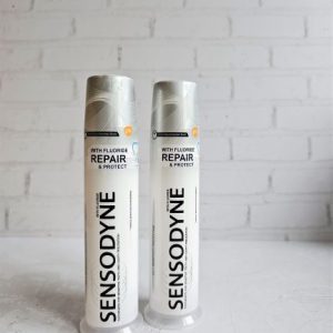 خمیردندان پمپی سنسوداین ترمیم کننده با فلوراید Sensodyne Repair & Protect
