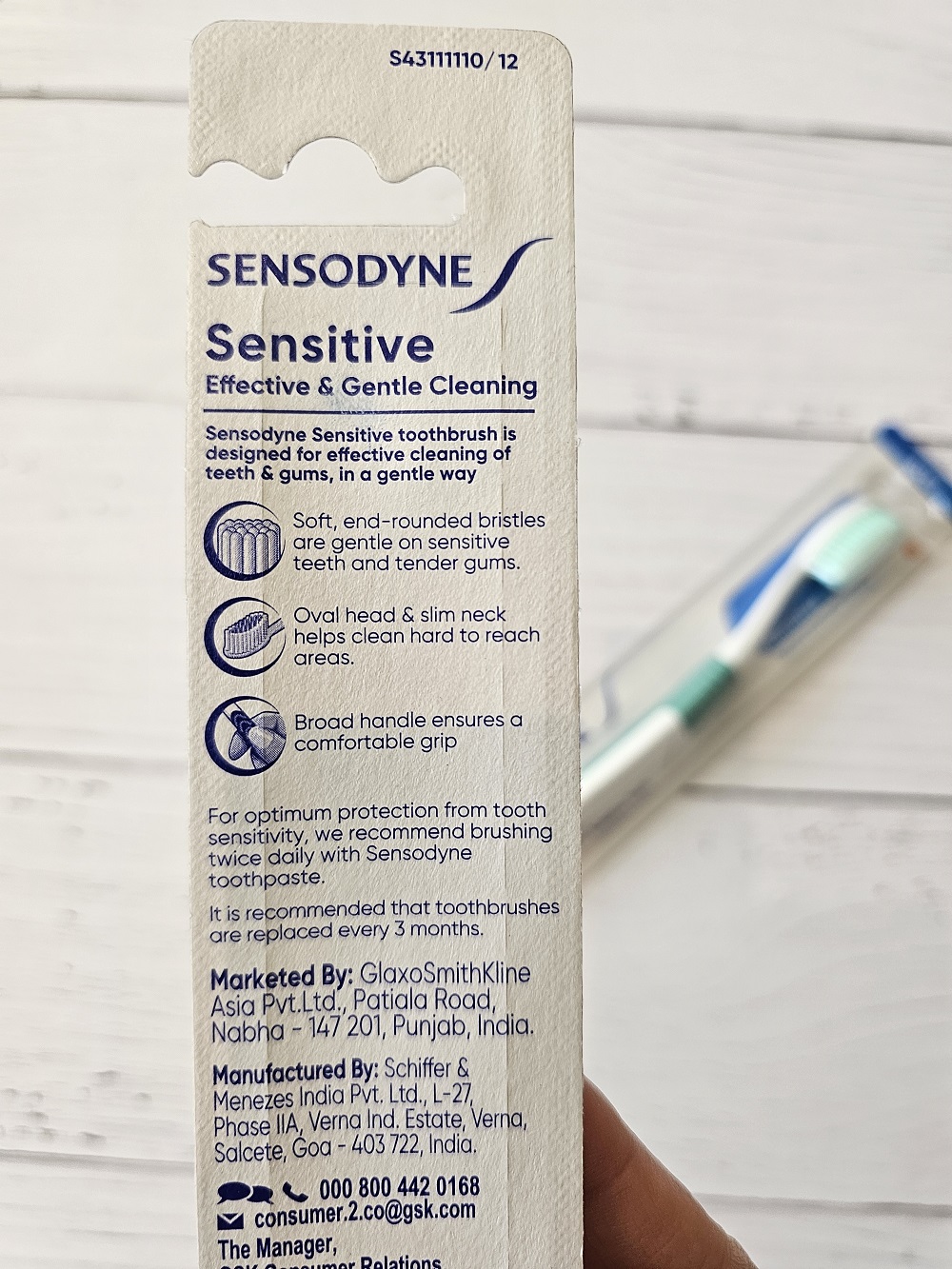 مسواک سنسوداین Sensodyne Sensitive Soft