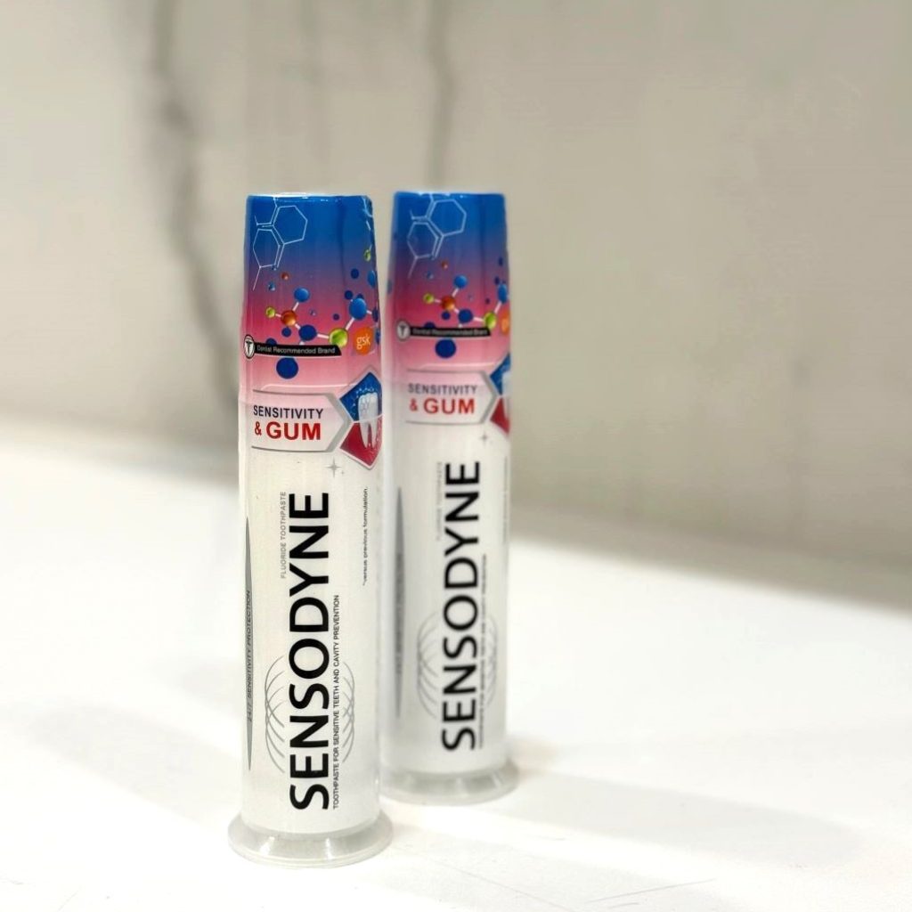 خمیردندان پمپی سنسوداین Sensodyne Sensitivity & Gum مناسب دندان و لثه حساس